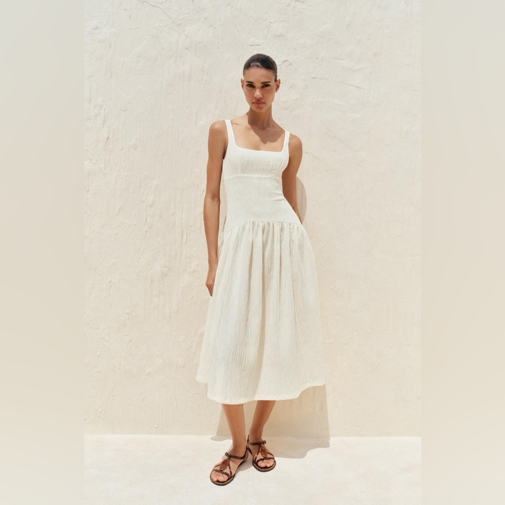 Zara strapless textured dress Sold out